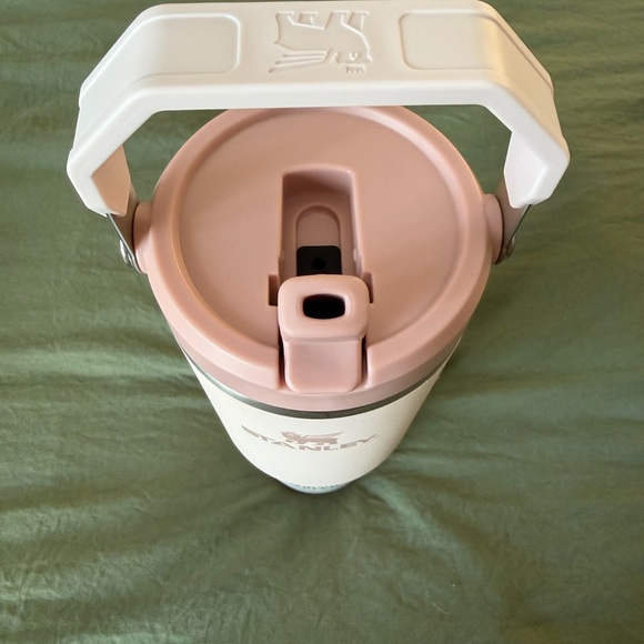 Stanley Pink Flip Straw Tumbler - Picture 3 of 3